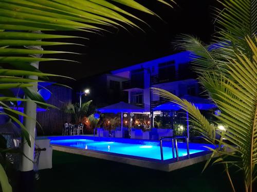 เดอะ แซงชัวรี โฮเต็ล รีสอร์ต แอนด์ สปา (The Sanctuary Hotel Resort and Spa) in พอร์ตมอร์สบี