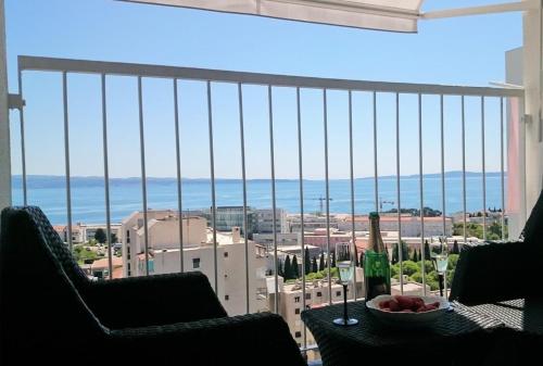  Apartments with WiFi Split - 11822, Unterkunft in Split