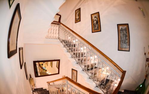 Maleth Inn - image 9