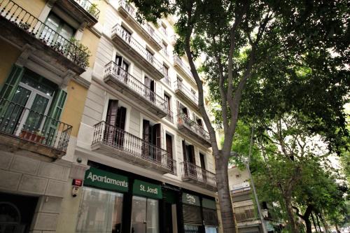 Apartaments Sant Jordi Girona 97 - image 12