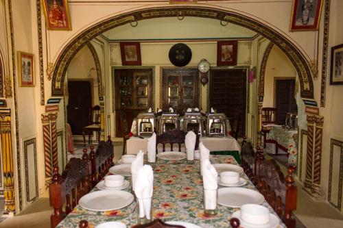Narayan Niwas Castle Fort Mahensar