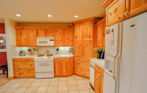 368 Settlers Dr