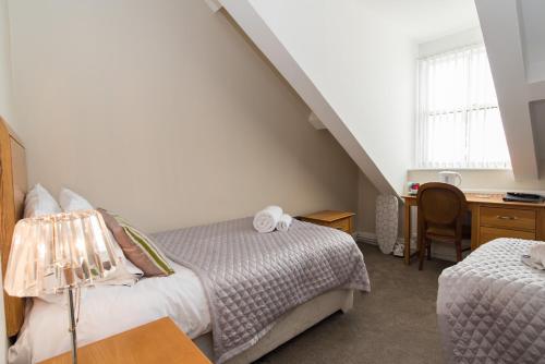 No 46 Marine Terrace - image 10