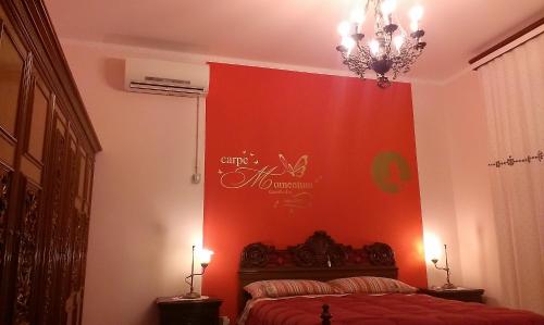 1 queen bed, 1 twin bed
