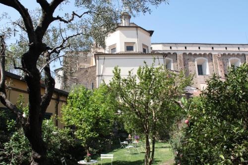 Studios Garden Terrace Oltrarno Florence 