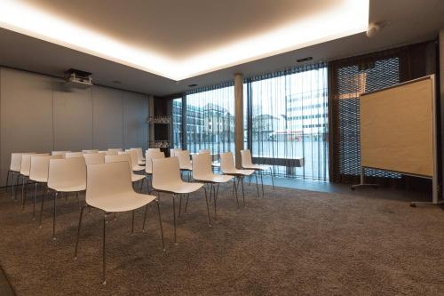 SAKS Urban Design Hotel Kaiserslautern - image 2