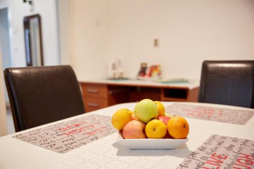 Central Tuzla apt - free parking - image 8
