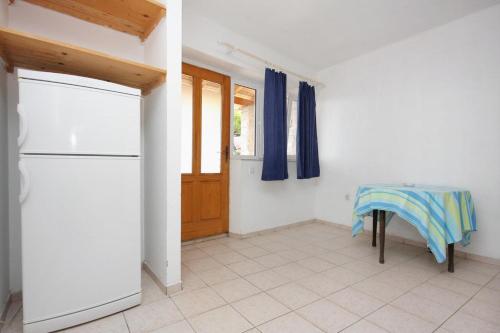 Family friendly seaside apartments Jagodna Hvar - 3250 - image 2