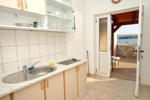  Apartment Mrljane 319a in Neviđane