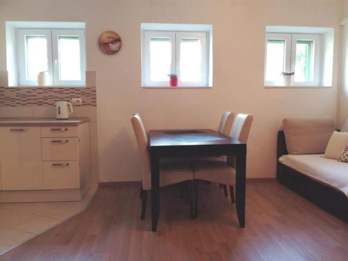 Apartments with WiFi Split - 13459, Split (photo 2)