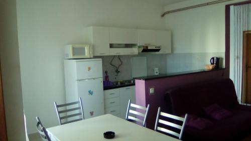 Apartments with a parking space Rovinj - 2204 - image 4