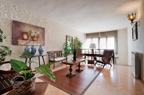 Koplietošanas atpūtas telpa ar TV, Hotel Las Truchas in Nuevalosa