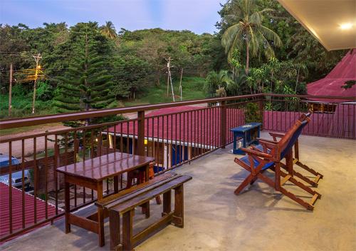 Balcony/terrace, Hostel La Botella de Leche - Tamarindo in Tamarindo