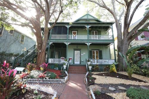 Historic Sevilla House (Adults only) in Historic District