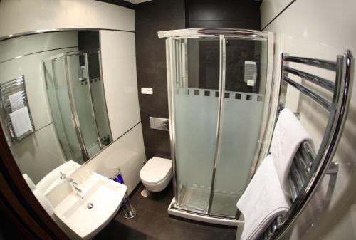 Hostal Atocha Almudena Martín - main image