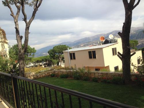 Honey Guesthouse