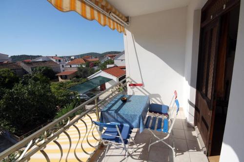 Apartments by the sea Jezera Murter - 5074
