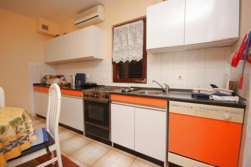 ห้องครัว, Holiday house with a parking space Presika, Labin - 7391 in เปรซิกา