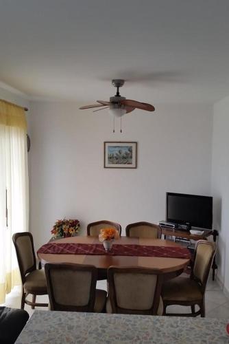 Apartment Mimice 2805b
