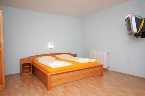 Rooms with a swimming pool Peroj, Fazana - 2235, Peroj (foto 10)