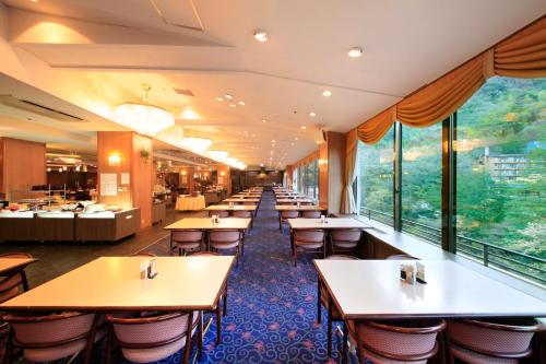 Restaurant, Hotel Okada in Hakone