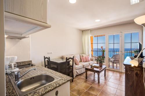 Granada I Apartments