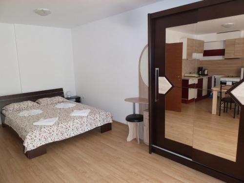 Golden Dunes Primorsko Apartments - image 6