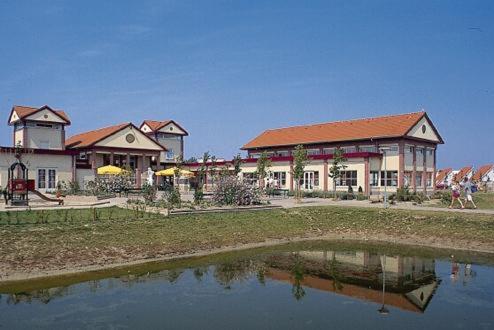 Facilities, Strand 12 in Scharendijke
