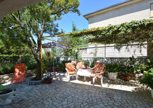  Apartment in Novi Vinodolski 15413, Unterkunft in Novi Vinodolski