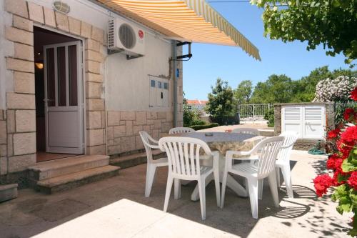 Apartments by the sea Sucuraj Hvar - 6733