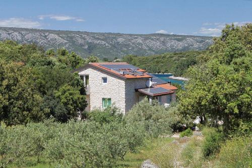 Seaside secluded apartments Cove Karkavac - Scedro Hvar - 8801 - image 3