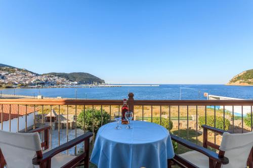 ANTONIOS Skopelos studios apartments in สโคเพโลส