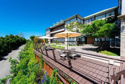 Jun Yue Hanging Garden Resort — other in No. 228 Renhe Road, Renai Taiwan, 54641