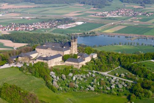 Hotel Garni Vierjahreszeiten – Staffelstein