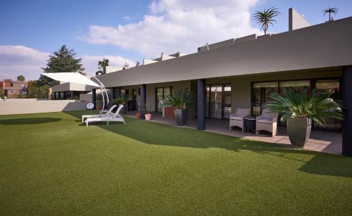 Vòi sen, Dynasty Forest Sandown Accommodation in Johannesburg