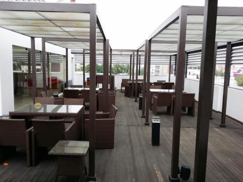 Balcony/terrace, Hotel Oxina Lygon in Tiruchirappalli