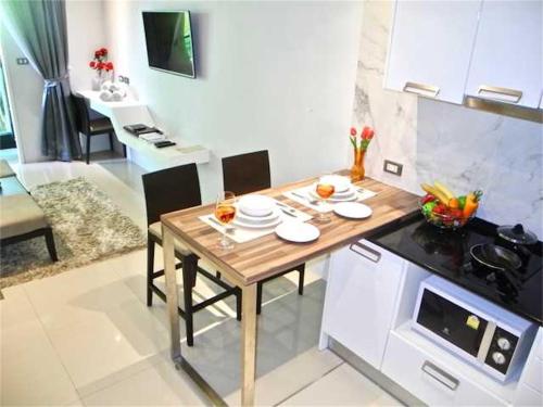 %name Emerald Patong studio with garden view ภูเก็ต