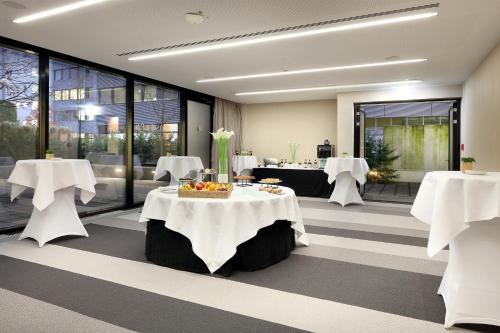 Eurostars Book Hotel - main image