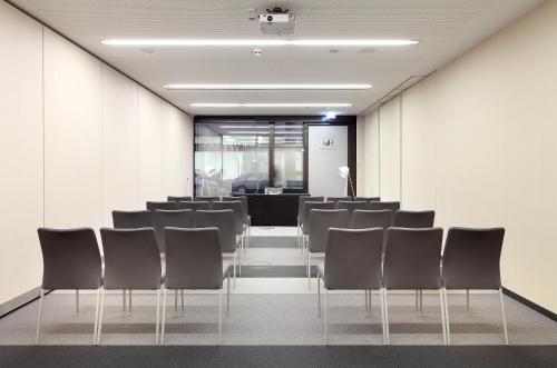 Eurostars Book Hotel - image 6