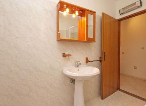 Apartment image 10
