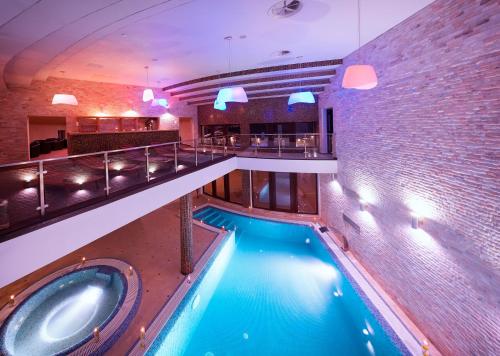 Gyógyfürdő, Allegria Hotel in Gyulafehérvár