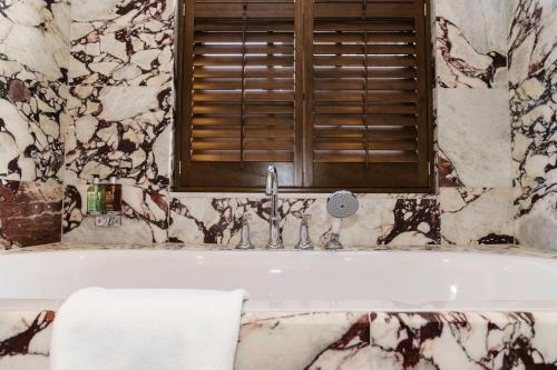 Mimi's Hotel Soho - image 7