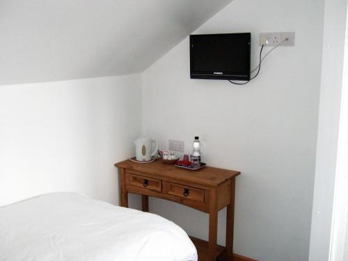 Links Side Guest House - image 8