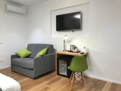 Deluxe Junior Suite image 8