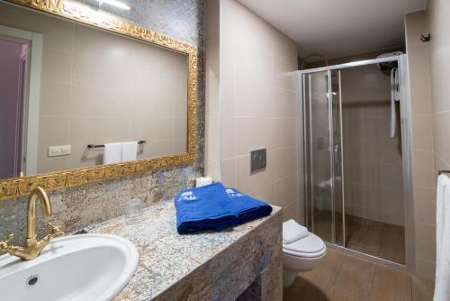 Deluxe Apartment with Balcony room in Alhambra Boutique Apartments by PMC Resorts