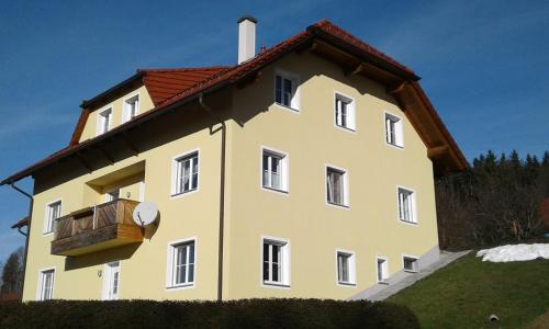 Ferienwohnung Susanne - Accommodation - Ulrichsberg