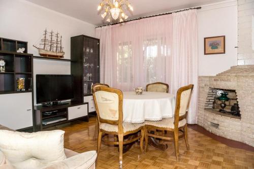Apartments with WiFi Novi Vinodolski - 5483 - image 7