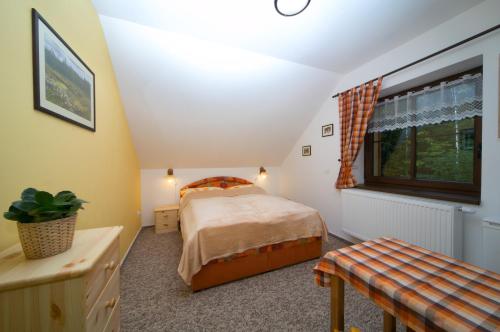 1 queen bed