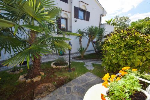 Apartment Petrlin - image 13