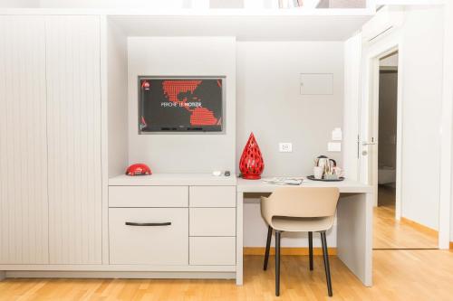 200 ROOMS & TERRACE - image 7